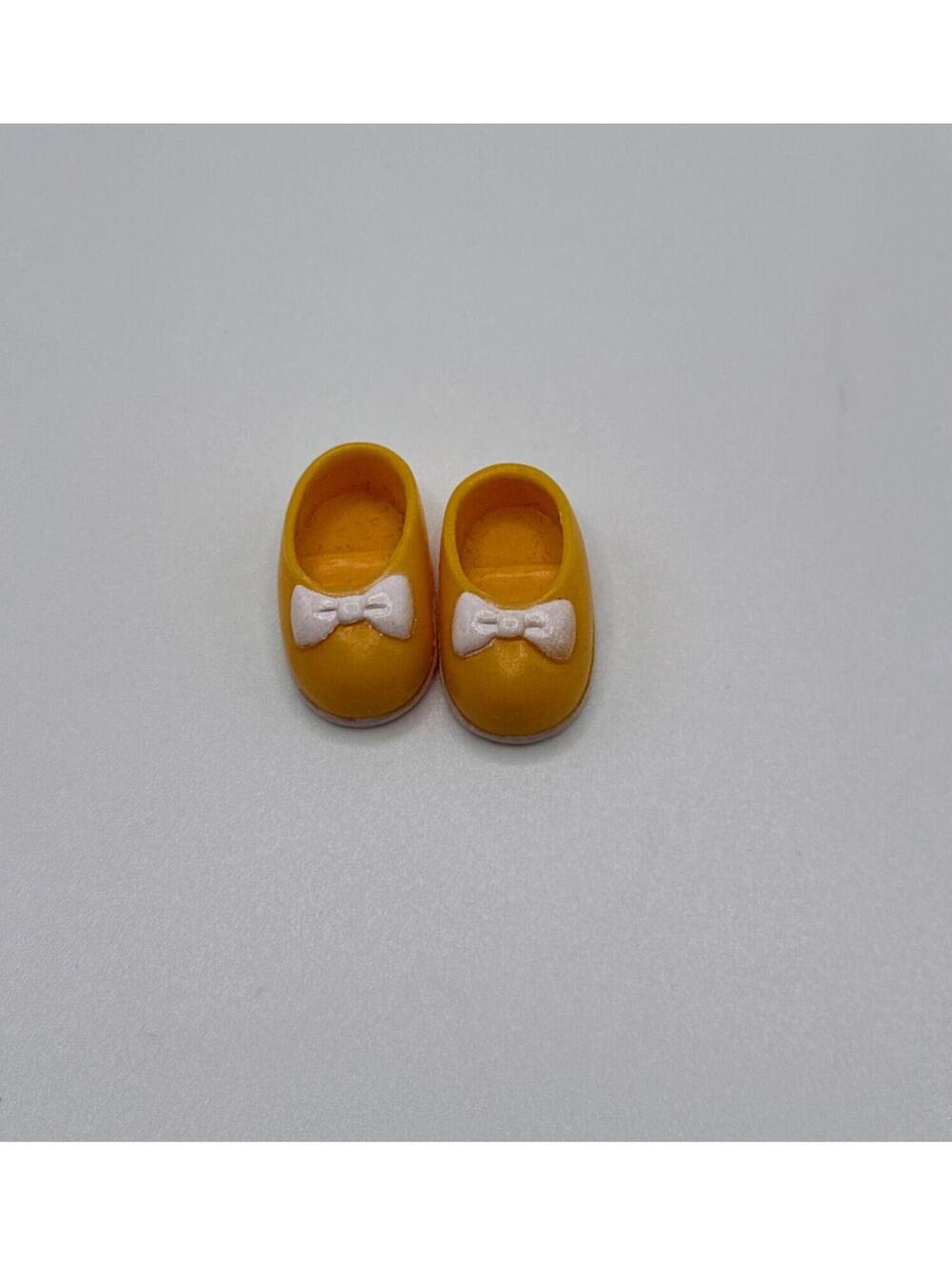 Calico Critters Sylvanian Families Yellow Shoes with White Bow Accessory